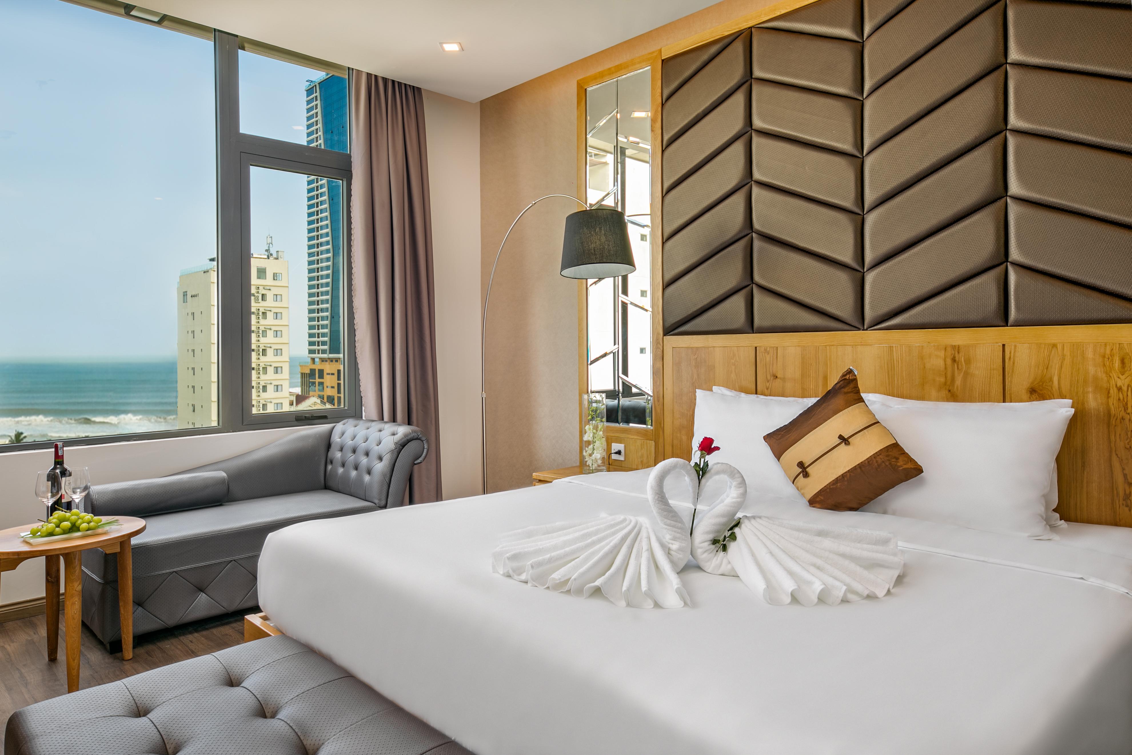Grand Sunrise Boutique Khách sạn 4*
