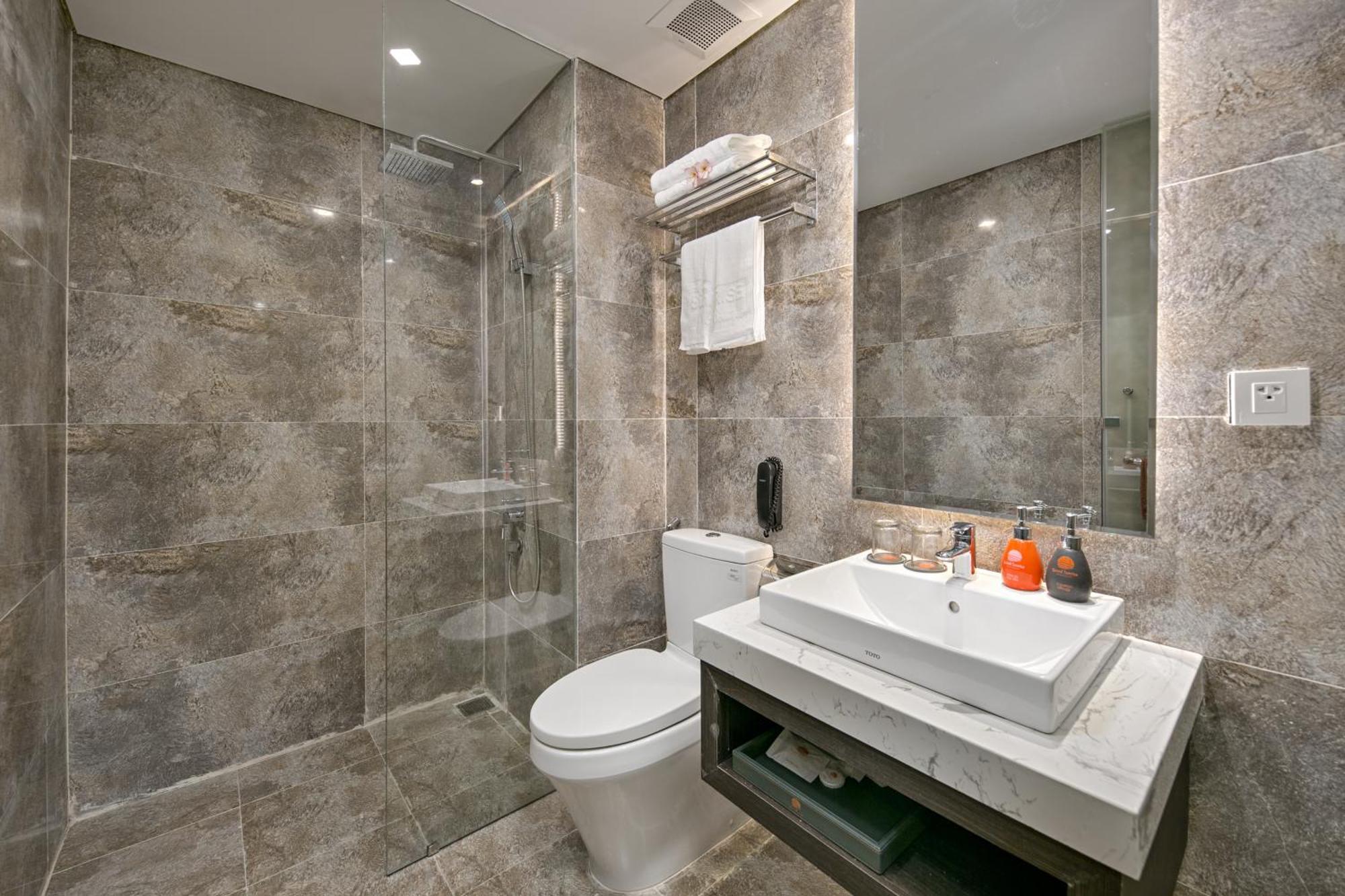 Khách sạn Grand Sunrise Boutique 4*